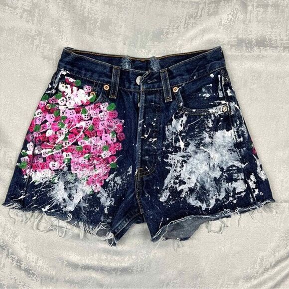 VTG Levis 501 Rialto Jean‎ Project Handpainted Cherry Blossom Denim Shorts 24 - Picture 1 of 6